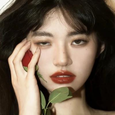 氛围感好看的超火女生头像162张