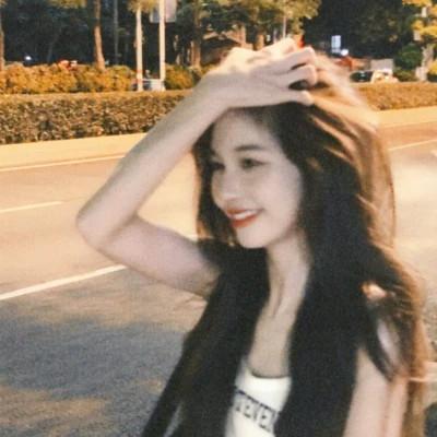 自由而浪漫的氛围感女头图片60张，女神芳华，自在飘逸