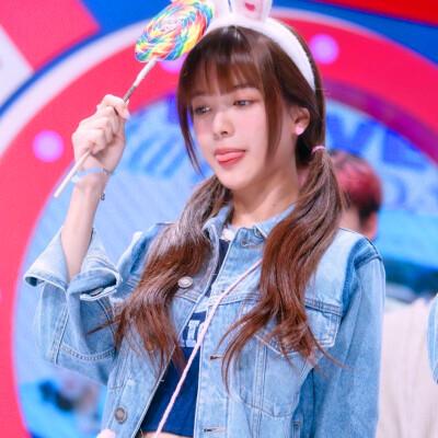 韩国女明星卢正义头像图片