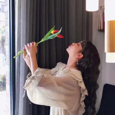 精致唯美女生头像 高清精致好看唯美的温柔女头图片