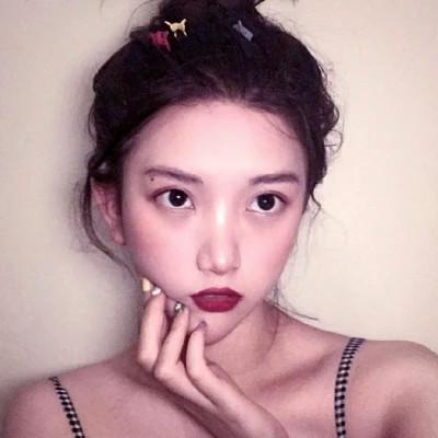 纯欲风最新干净超耐看的女生头像114张