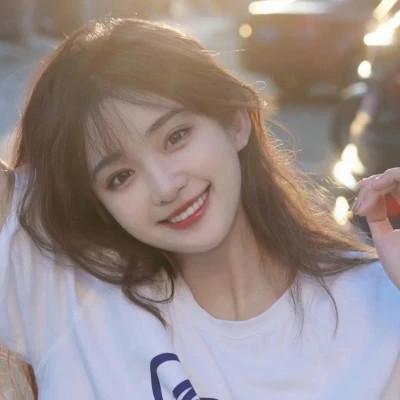知性优雅的女生图片头像41张