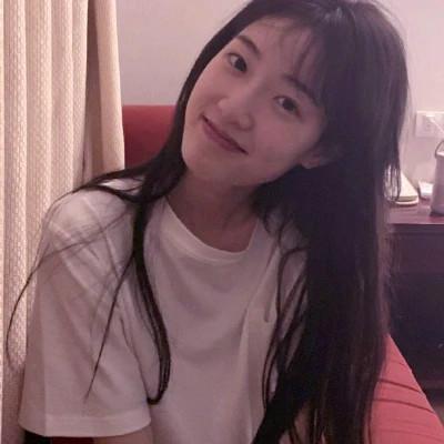 纯欲风最新干净超耐看的女生头像114张