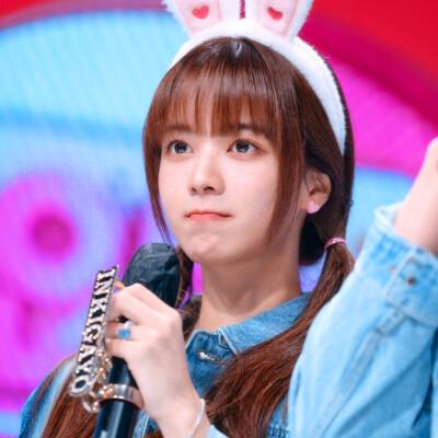 韩国女明星卢正义头像图片