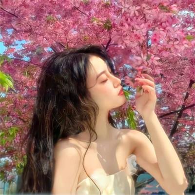精致唯美女生头像 高清精致好看唯美的温柔女头图片