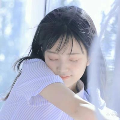 知性优雅的女生图片头像41张