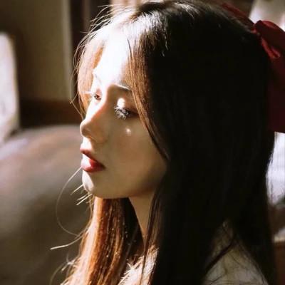 知性优雅的女生图片头像41张