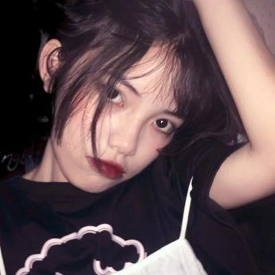 纯欲风最新干净超耐看的女生头像114张