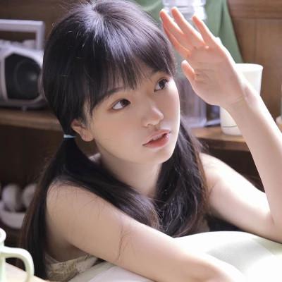 知性优雅的女生图片头像41张