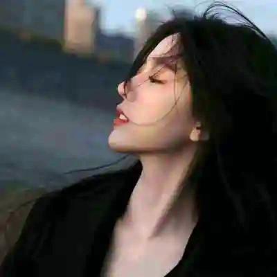 精致唯美女生头像 高清精致好看唯美的温柔女头图片