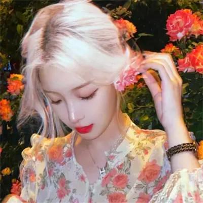 精致唯美女生头像 高清精致好看唯美的温柔女头图片