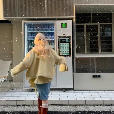 自由而浪漫的氛围感女头图片60张，女神芳华，自在飘逸