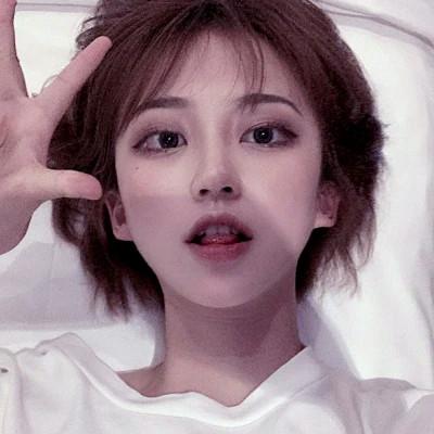 纯欲风最新干净超耐看的女生头像114张