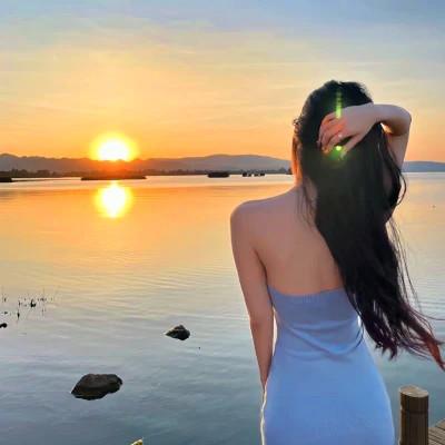 迷人背影头像女 吸引男人最迷人的背影图片头像