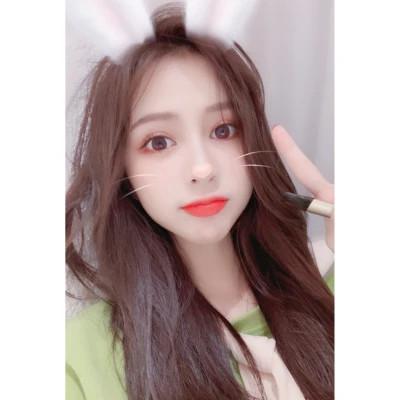 白边女头像
