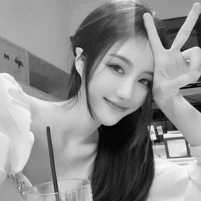 黑白气质美女头像图片大全124张