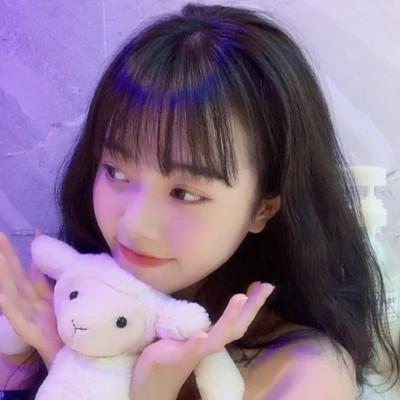 青春少年感十足的女生头像