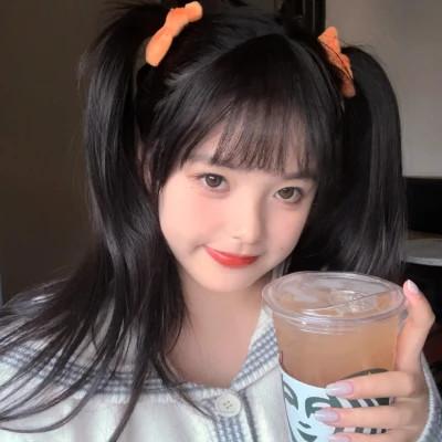 青春少年感十足的女生头像