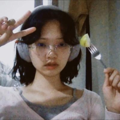 氛围感胶片女头复古30张 青春回忆感十足