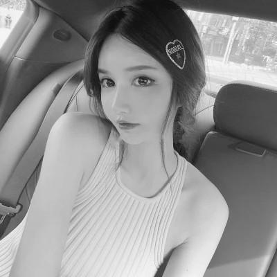 黑白气质美女头像图片大全124张