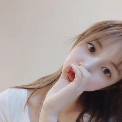 青春少年感十足的女生头像