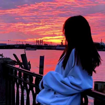 迷人背影头像女 吸引男人最迷人的背影图片头像
