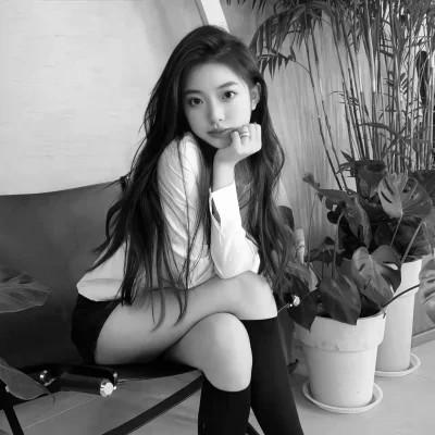黑白气质美女头像图片大全124张