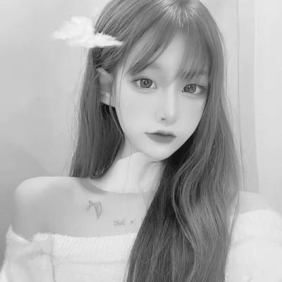 黑白气质美女头像图片大全124张