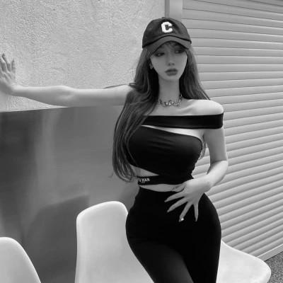 黑白气质美女头像图片大全124张
