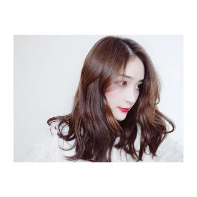白边女头像