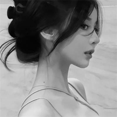黑白气质美女头像图片大全124张