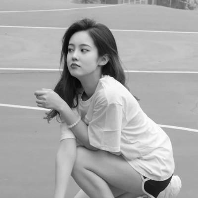 黑白气质美女头像图片大全124张