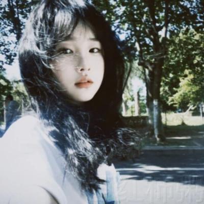 氛围感胶片女头复古30张 青春回忆感十足