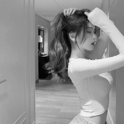 黑白气质美女头像图片大全124张