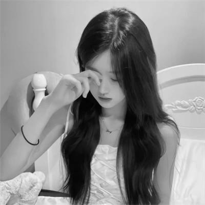 黑白气质美女头像图片大全124张