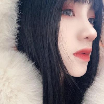 青春少年感十足的女生头像