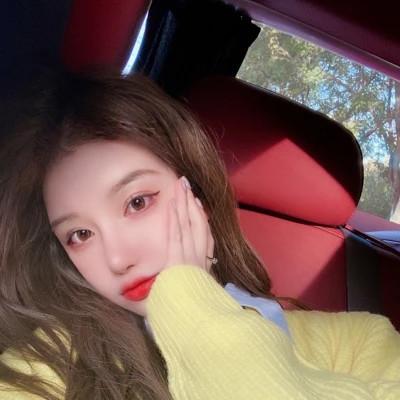 青春少年感十足的女生头像