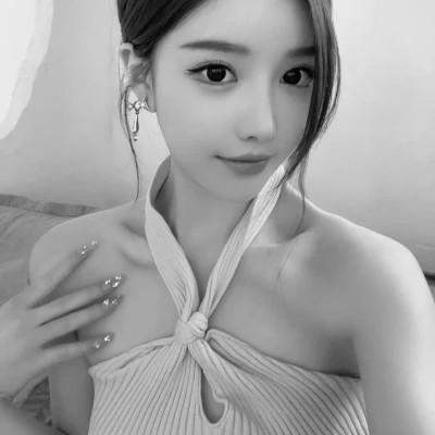 黑白气质美女头像图片大全124张