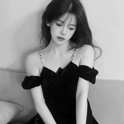 黑白气质美女头像图片大全124张