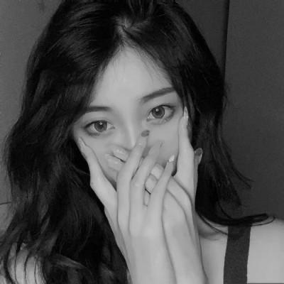 黑白气质美女头像图片大全124张