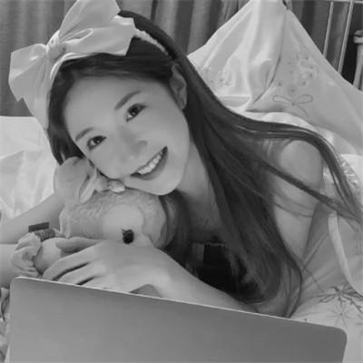 黑白气质美女头像图片大全124张