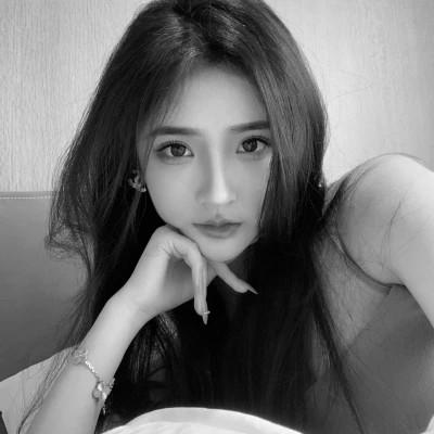 黑白气质美女头像图片大全124张