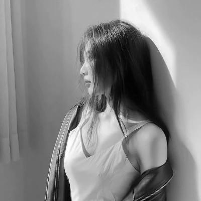 黑白气质美女头像图片大全124张