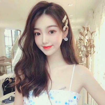 耐看简单让人心动青春女头图片