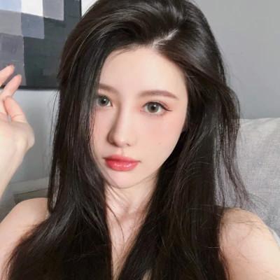 青春少年感十足的女生头像