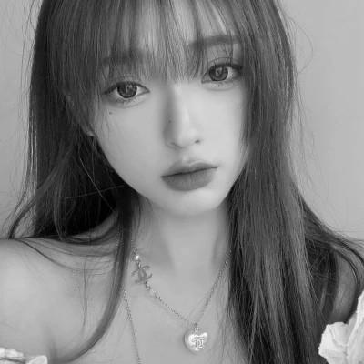 黑白气质美女头像图片大全124张