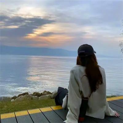 迷人背影头像女 吸引男人最迷人的背影图片头像