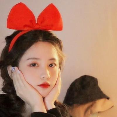 青春少年感十足的女生头像