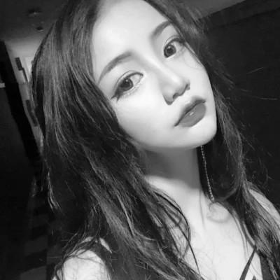 黑白气质美女头像图片大全124张