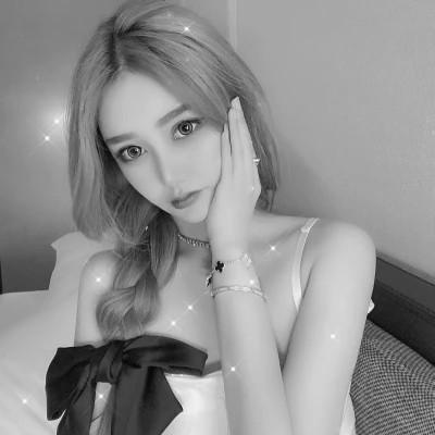 黑白气质美女头像图片大全124张